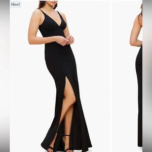 NWT!! Dress The Population - Iris Slit Crepe Gown - Black - Size Small